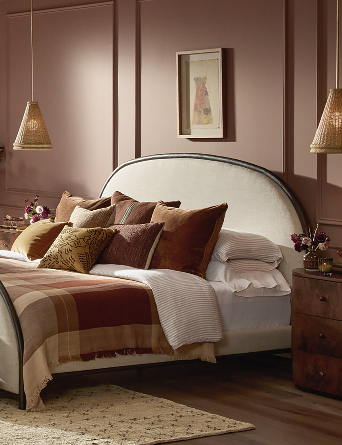 Elif Platform Bed
