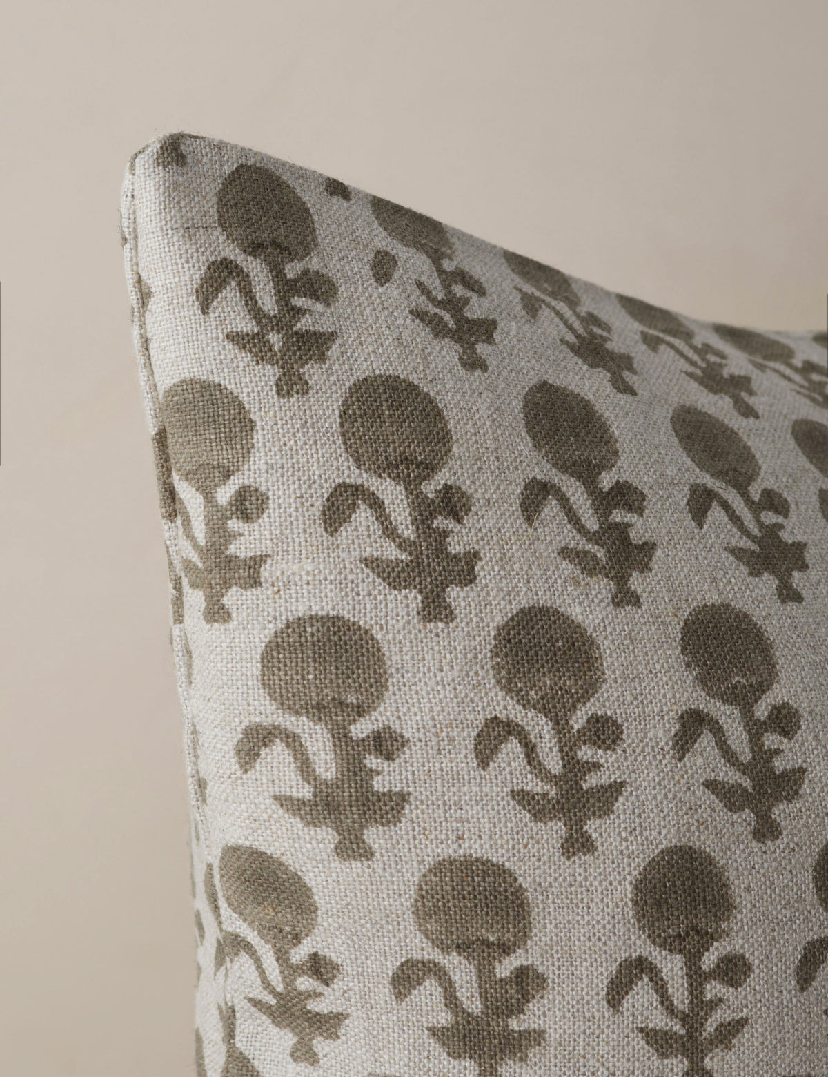 May Linen Pillow