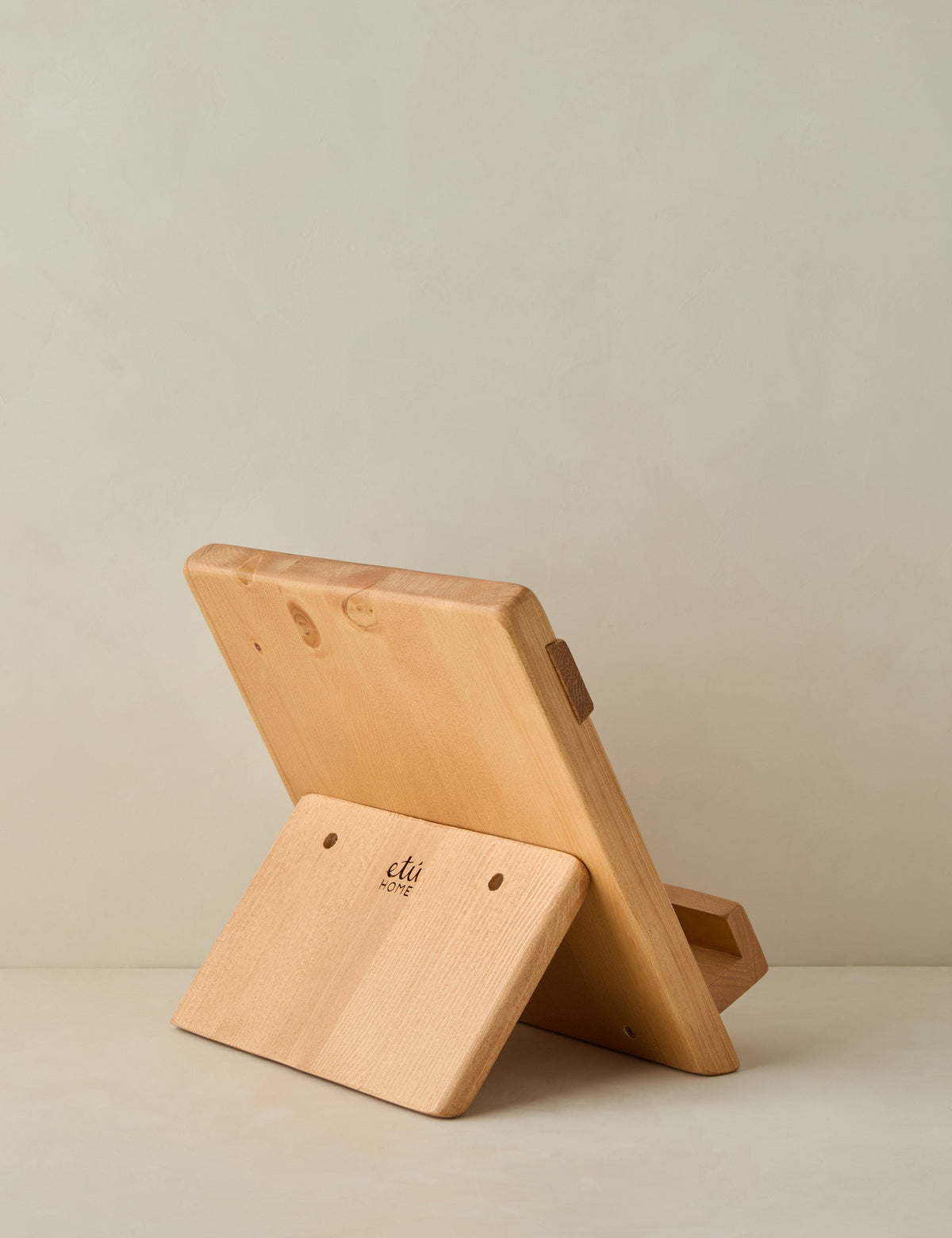 Mod Cookbook Holder by etúHOME