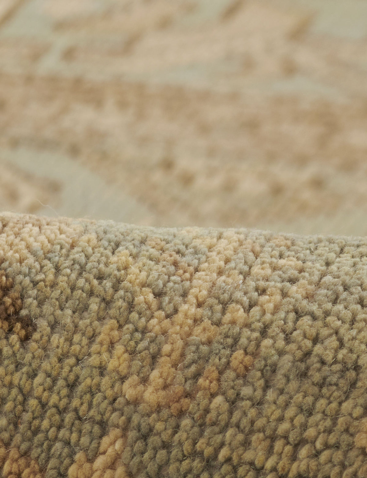 Ramina Hand-Knotted Wool Rug