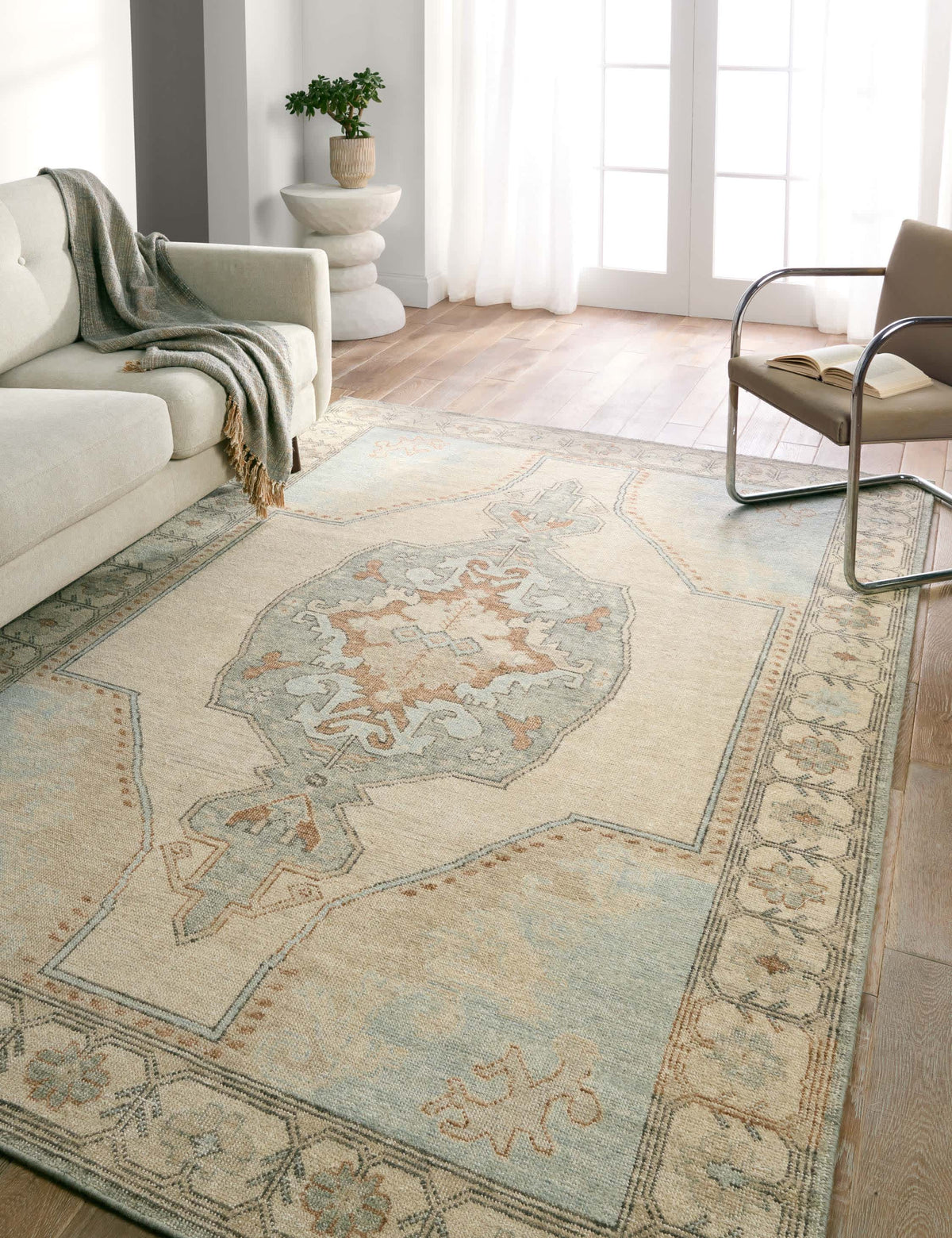 Celine Hand-Knotted Wool Rug