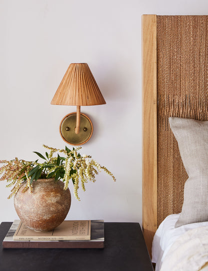 Besson Sconce