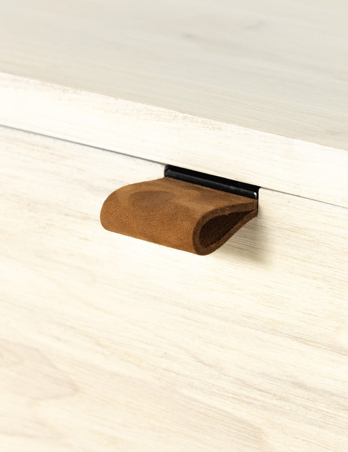 Rosamonde 7-Drawer Dresser