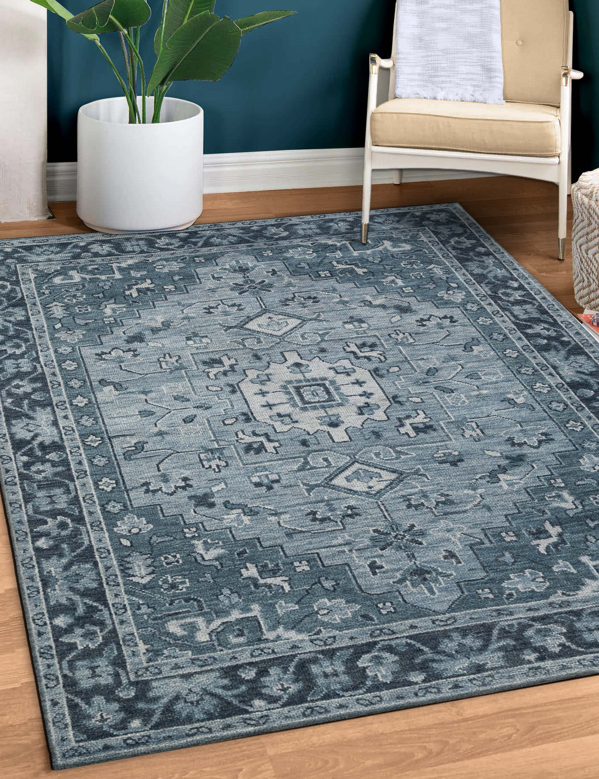 Lacarra Hand-Knotted Wool Rug