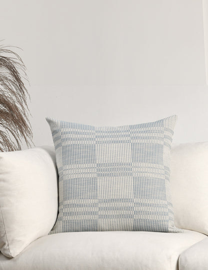 Ellis Pillow