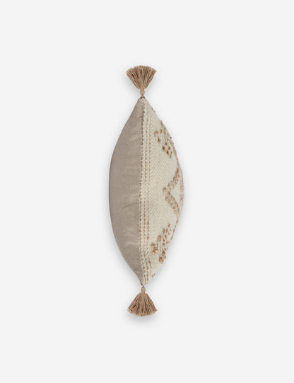Izan Pillow