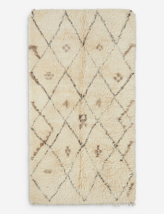 Vintage Moroccan Hand-Knotted Wool Rug No. 14, 5'1" x 9'3"