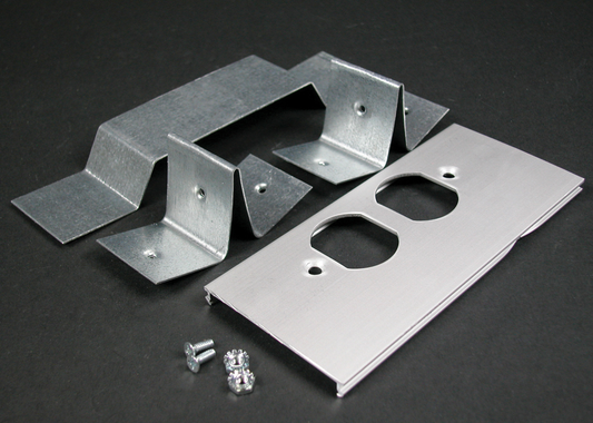 AL3300 Offset Duplex Receptacle Cover Plate (For Divided Raceway)