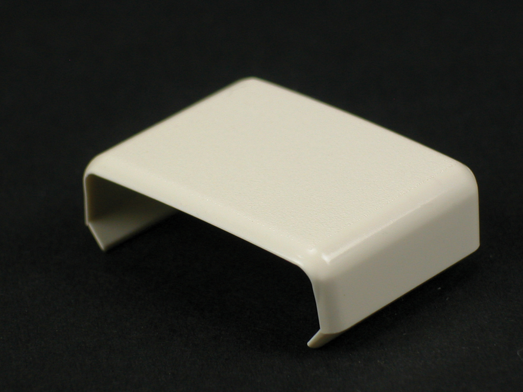 800 Cover Clip Fitting