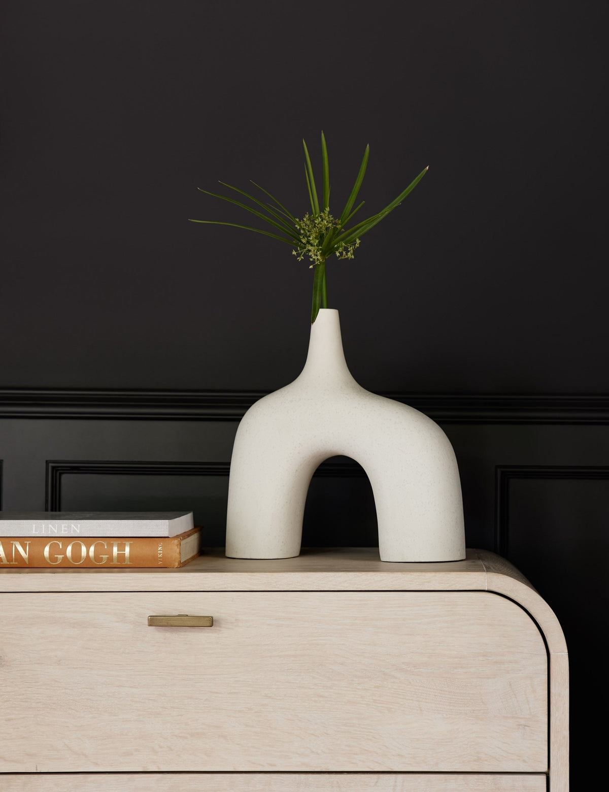 Leonor Decorative Vase