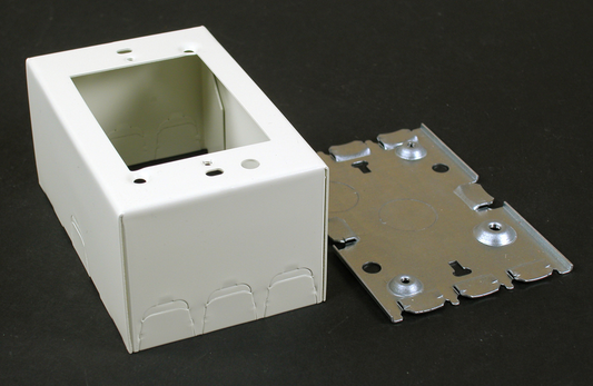 500/700 Single-Gang Extra Deep Switch and Receptacle Box Fitting