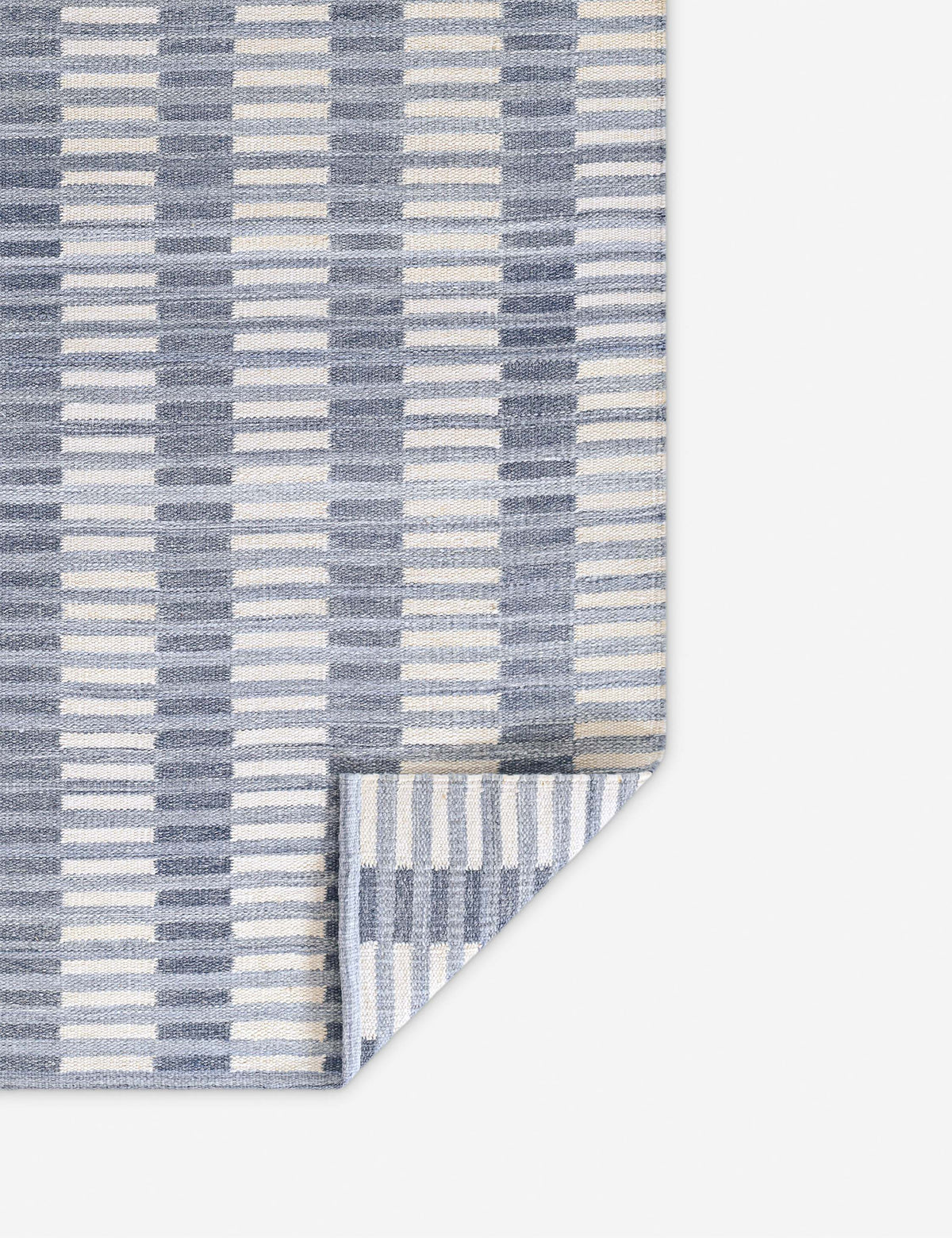 Ilia Indoor / Outdoor Handwoven Rug
