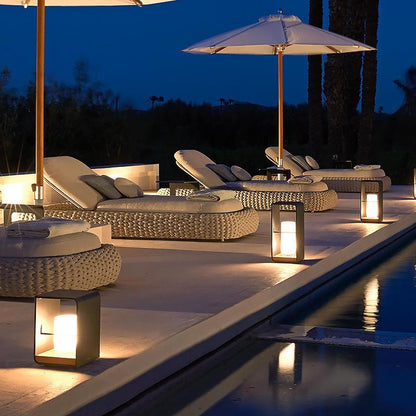 [Open-Box]Black Lantern Outdoor Light Rectangular Frame Waterproof Lamp
