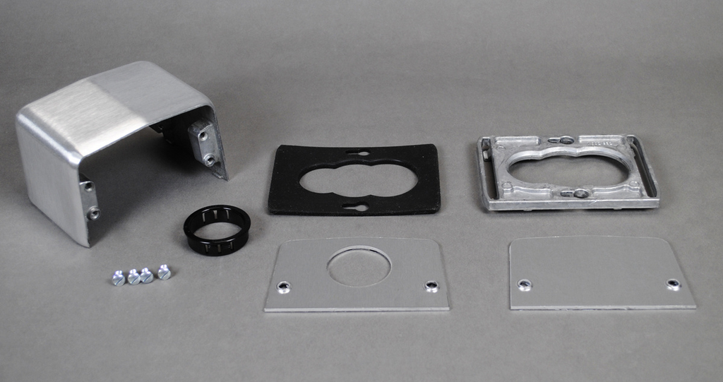 525 Series Four-Piece Communication Service Fitting
