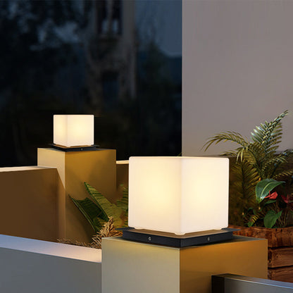 Waterproof Modern Outdoor Pillar Lights with PE Lampshade