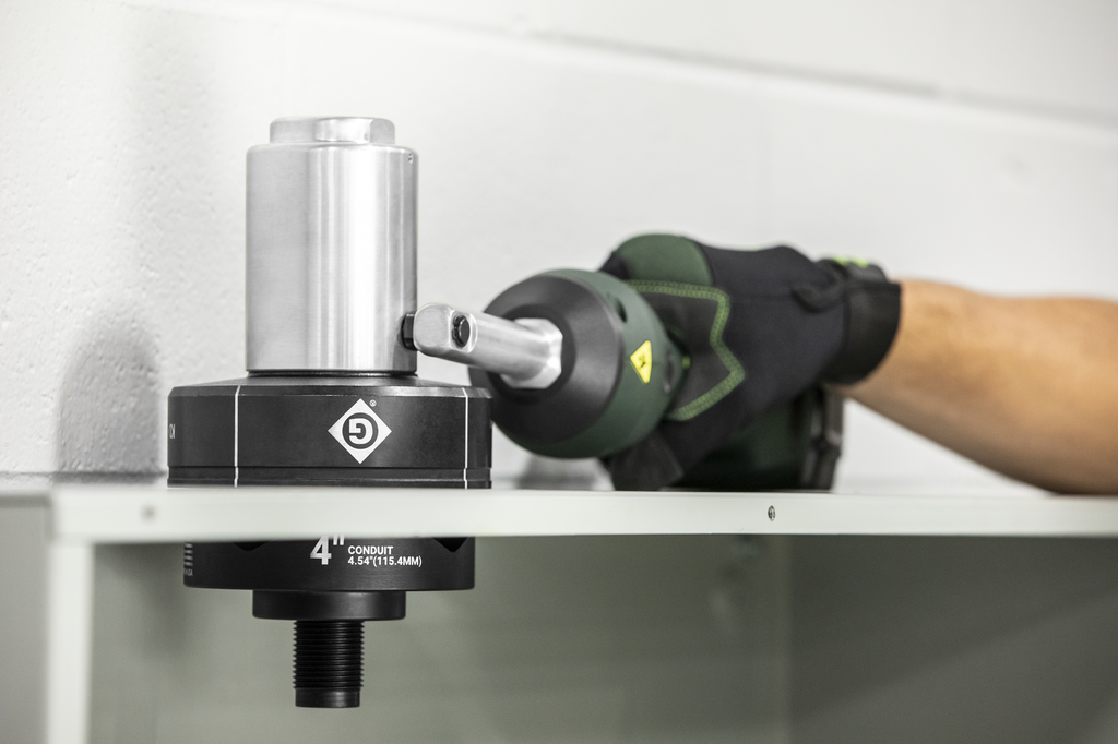 1-1/8" Hydraulic Draw Stud