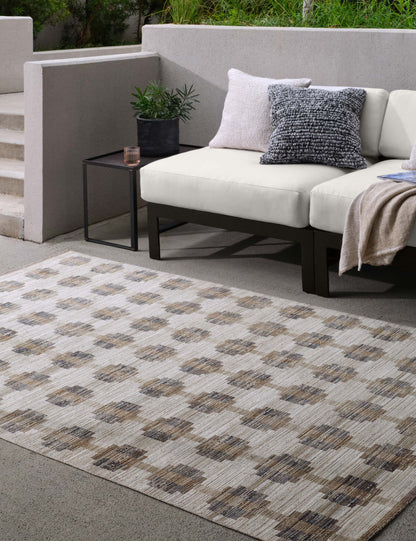 Fennell Indoor / Outdoor Rug