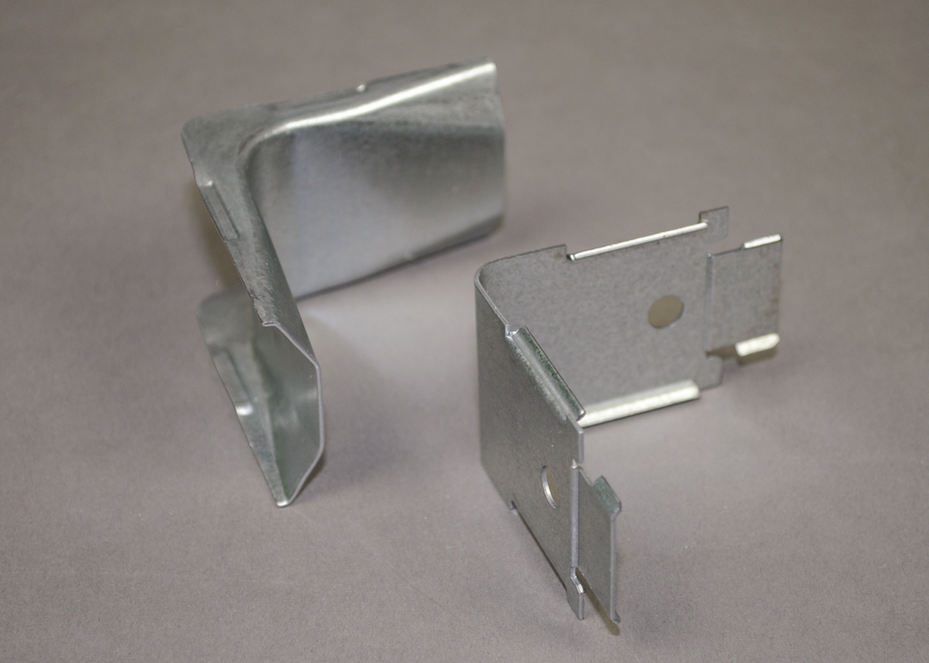 1500 Series Overfloor Raceway Internal Elbow