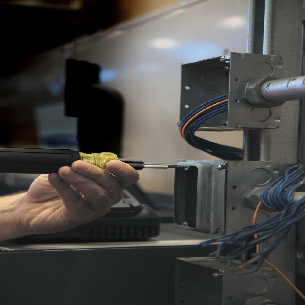 6-in-1 Tapping Tool, Cushion-Grip™