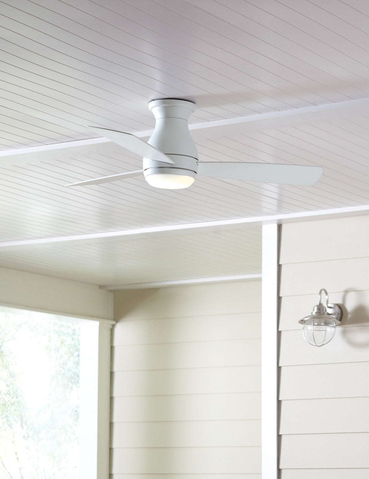 Vega Ceiling Fan + Light