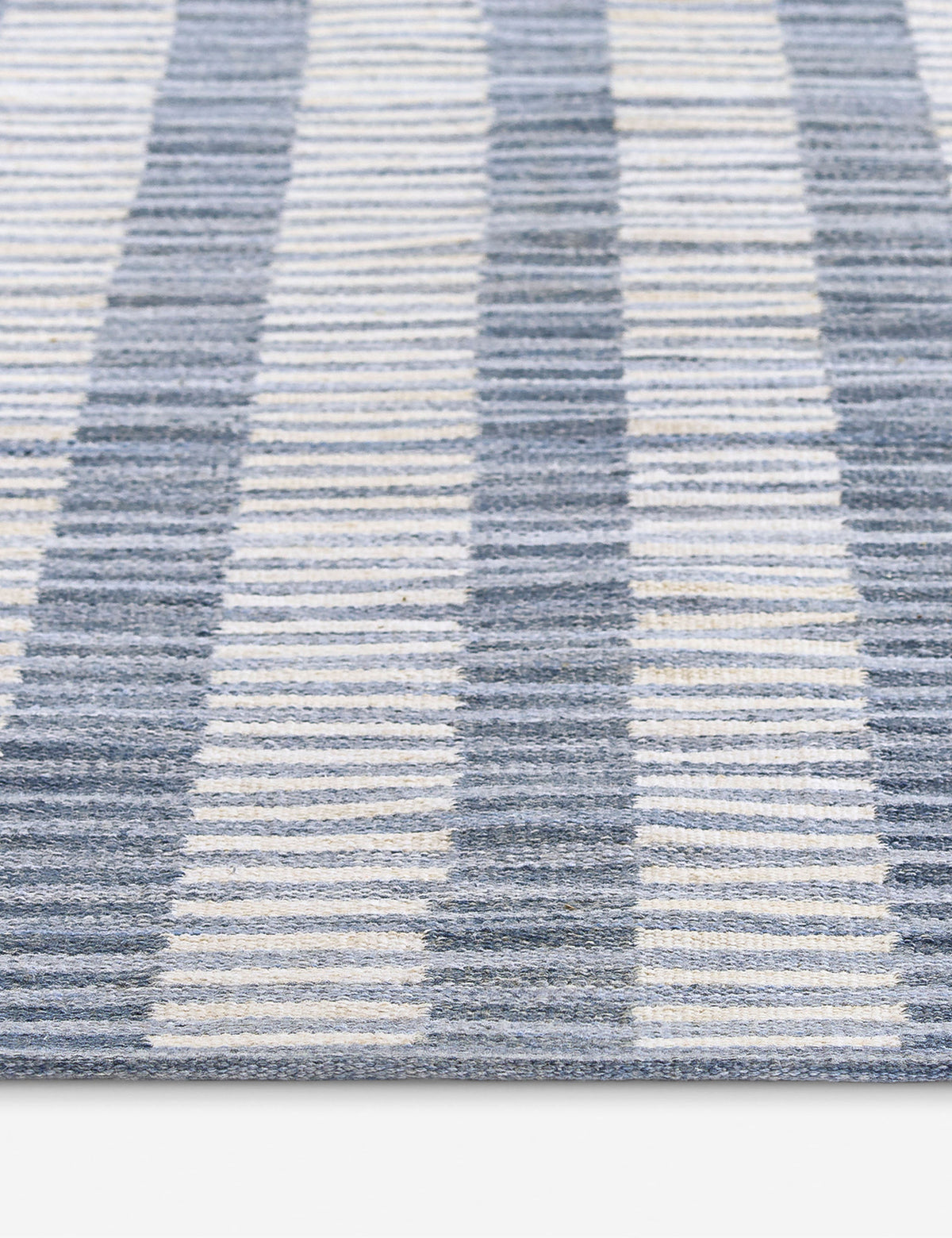 Ilia Indoor / Outdoor Handwoven Rug