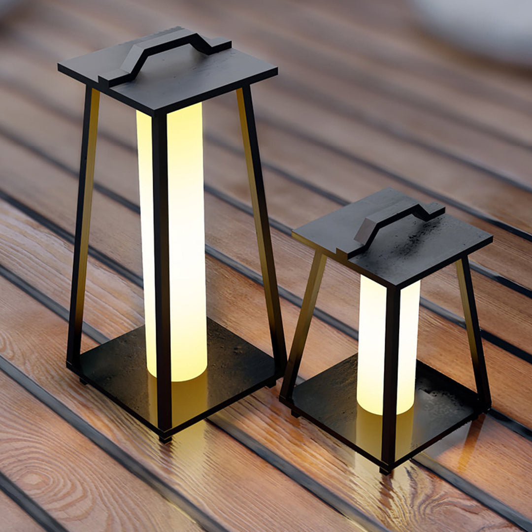 Waterproof Tapered Wrought Iron Outdoor Lanterns Japanese-Style LED Landscape Lights