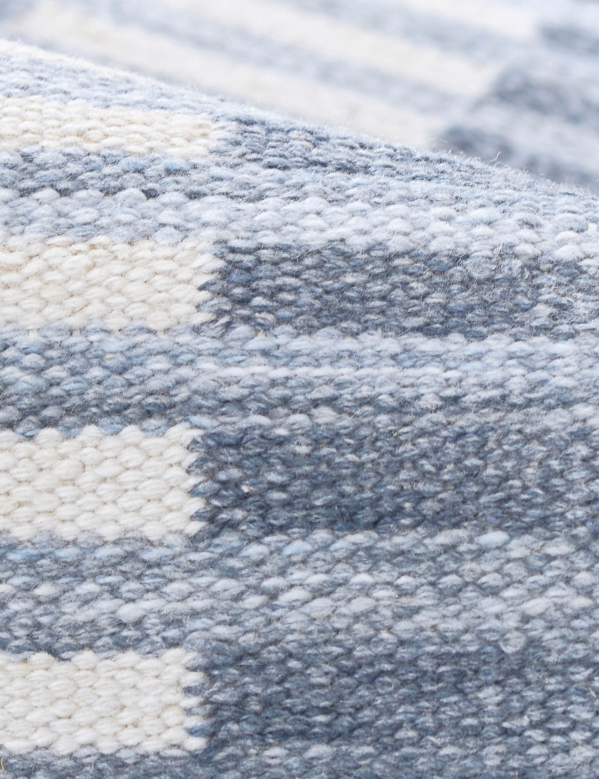 Ilia Indoor / Outdoor Handwoven Rug