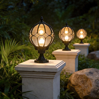 [Open-Box]Outdoor Globe Pillar Lights Retro Glass Globe Copper Fence Post Light