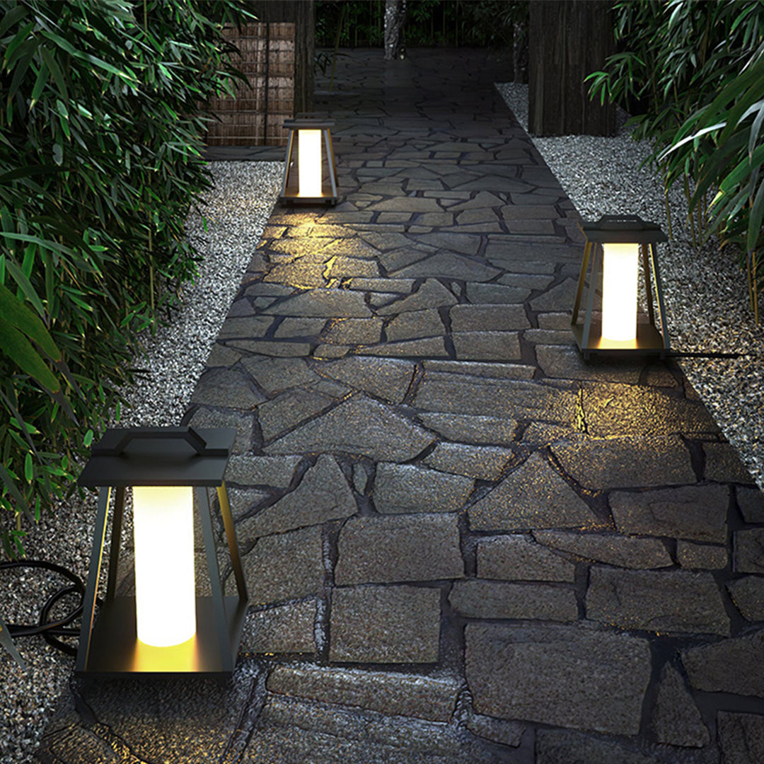Waterproof Tapered Wrought Iron Outdoor Lanterns Japanese-Style LED Landscape Lights