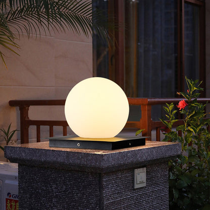 Waterproof Modern Outdoor Pillar Lights with PE Lampshade