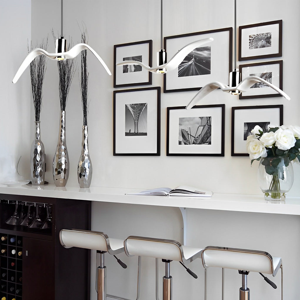 Wing Pendant Light Modern Creative Seagull LED Metal Light